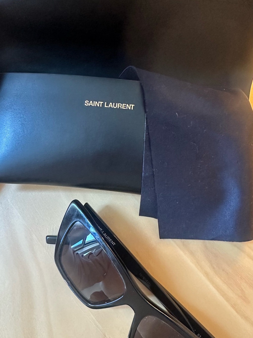 AUTH Saint Laurent Mica Black Cat-eye Sunglasses with Case - Picture 4 of 9